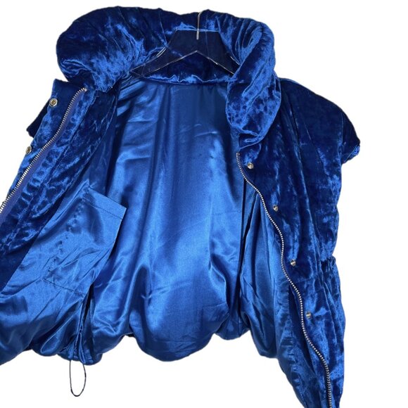 Khela Blue Velvet Puffer Cropped Wave Vest Jacket Size Small - Picture 3 of 8